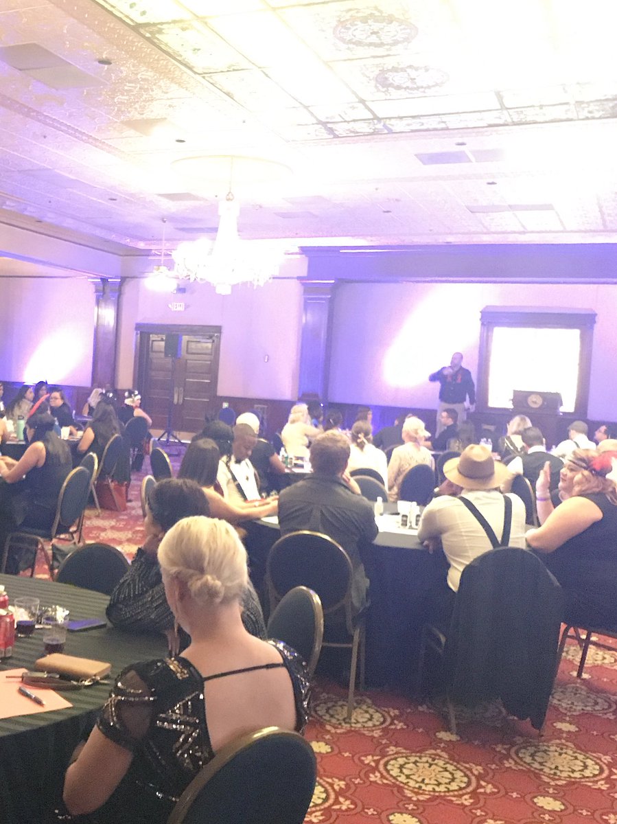 iamdesireestarr's tweet photo. Russ Webb from @GAA_Tweets kicks off our Ignite speakers! Tech and marketing tips to boost your leasing results! #LAP2018 https://t.co/57UJLRWZ66