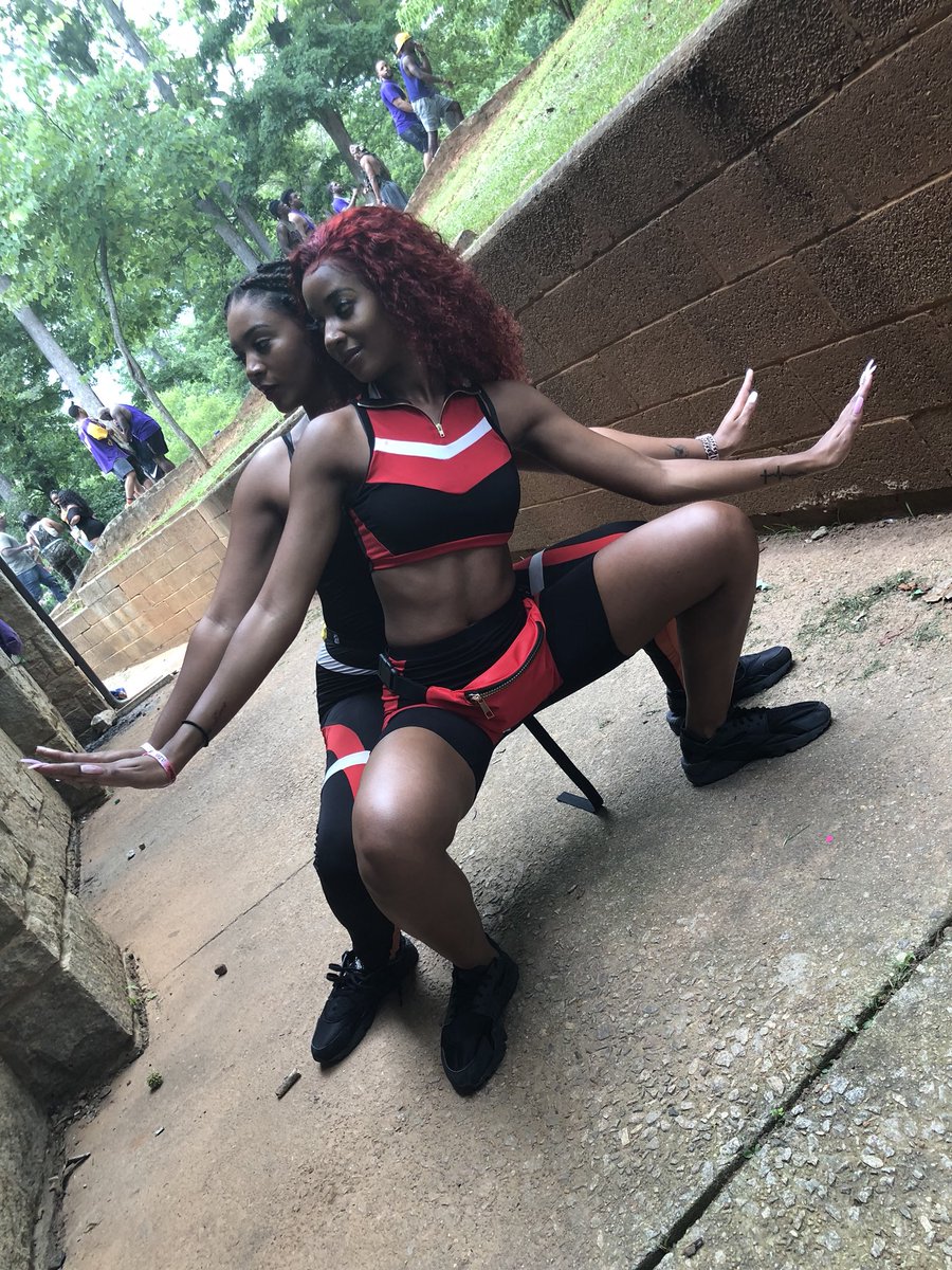 AjeeNichelle's tweet image. You can’t sit with us....EVER! PERIOD❗️❗️❗️#RideOrDie #AlphaPi ❤️🐘😈