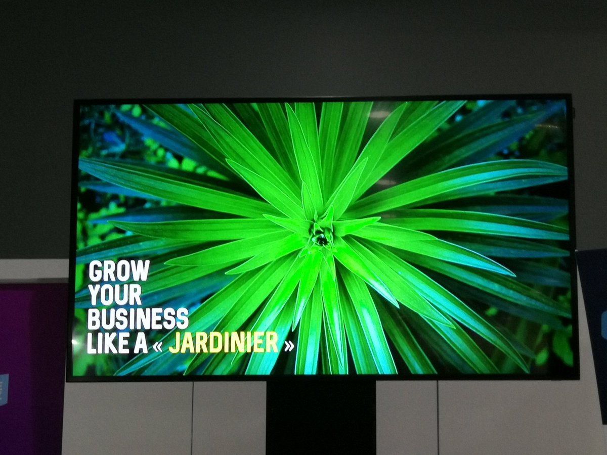 GENumerique's tweet photo. Selon @SebICN de @TomorrowJobs, le #GrowthHacking est un état d'esprit 😎

⏩ Il faut être malin 
➡️ Jouer sur les émotions 
➡️ Tester, tester, tester 

#GEN2018 #GrowthHacking #WebMarketing https://t.co/WCO6j07z3T