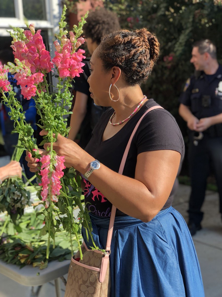 CityNeighborsHS's tweet photo. TBT ! Check out some of our photos from last week as CNHS kicked off the 2018-19 school year.

#KnownLovedInspired
#CityNeighborsHighSchool
#CityNeighbors https://t.co/XjQPpqF824