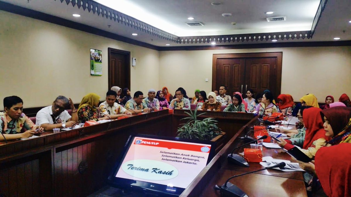Rapat persiapan Gebyar RPTRA tingkat Provinsi DKI Jakarta <a href="/dppappdki/">Dinas PPAPP Provinsi DKI Jakarta</a> agar setiap peserta lomba perwakilan JP <a href="/DKIJakarta/">Pemprov DKI Jakarta</a> siap menjadi yg terbaik...
#tutykusumawati 
#rptradkijakarta