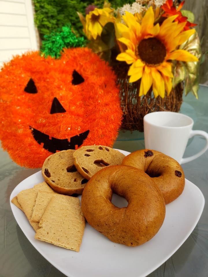 Its that time of year again! Get your hands on these pumpkin spice bagels. Take it to another level with our pumpkin spice raisin bagel. Still not enough? We have graham cracker crumbs you can add as a topping. 6 for $10 and a 12 for $16. #jerseybagelstx #pumpkinspice