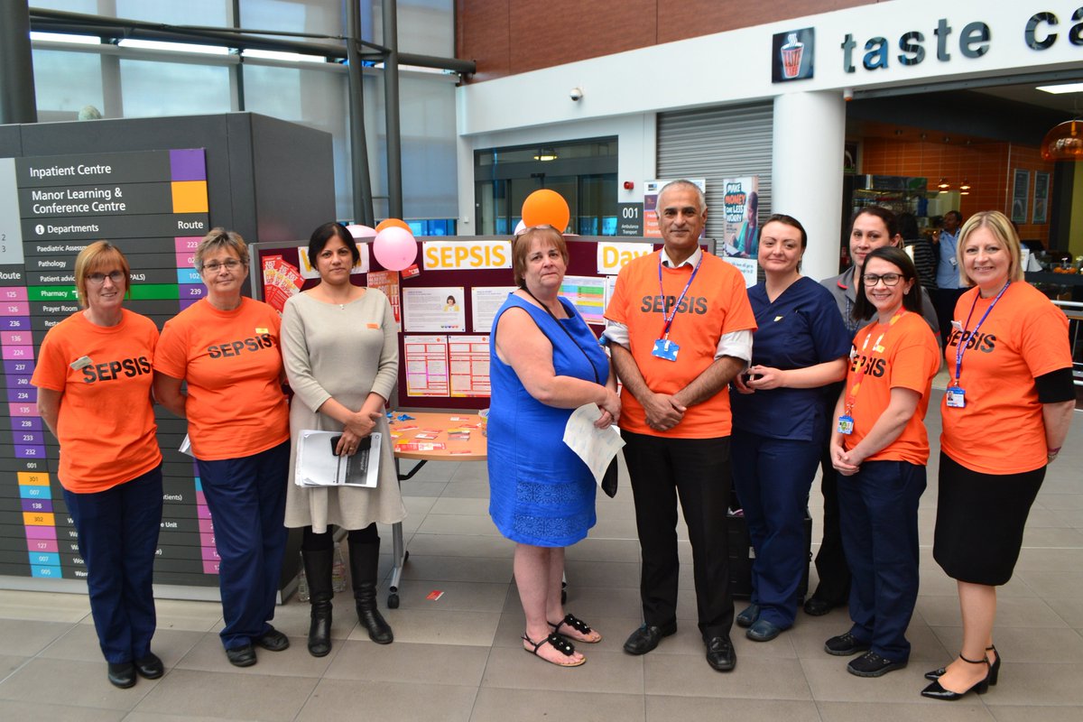 WalsallHcareNHS's tweet photo. Thanks to Walsall Healthcare staff who have spent today promoting the symptoms of sepsis to both colleagues and members of the public. 
These can include: feeling dizzy or faint, nausea and vomiting, and severe breathlessness to name a few! #WorldSepsisDay https://t.co/VOg4yj7FFz