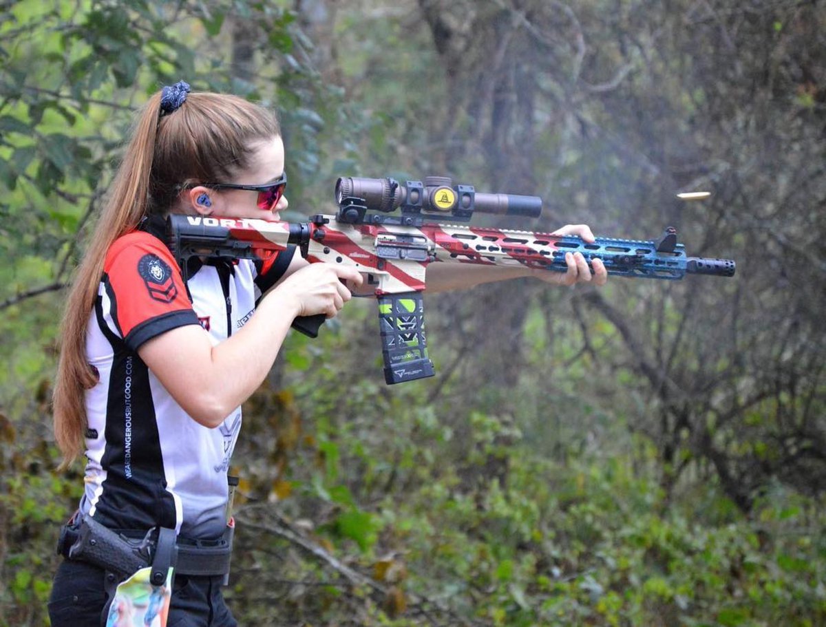 MissionFirstTac's tweet photo. #Repost #cheyennedaltonshoots
I forgot it was weapons Wednesday!! I had a blast at the #generationiiigun match last weekend. This rifle is one of my oldest, but it’s my favorite 🇺🇸❤️ #coreriflesystems CORE15 @VortexOptics Razor HD Gen 2 1-6x24 #americantrigger https://t.co/HM8Yi6ebiy