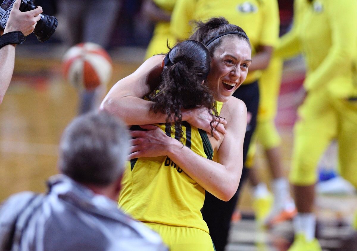 breannastewart's tweet image. This one’s for you, Sue. #Champions @S10Bird