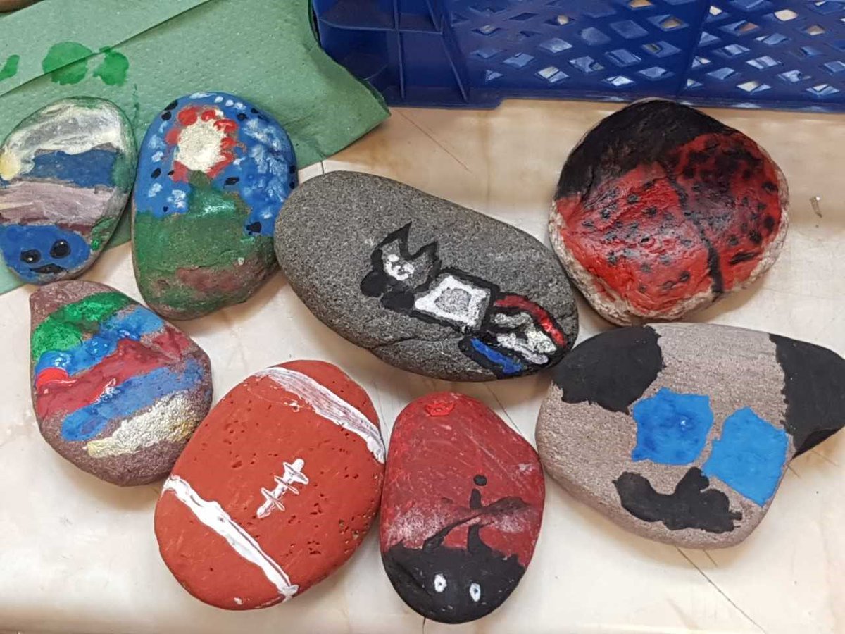 PrioryCPSchool's tweet photo. #ArtAttack #Art #JupiterClass #BalancingStones #andygoldsworthy https://t.co/JVQeXXWWKO