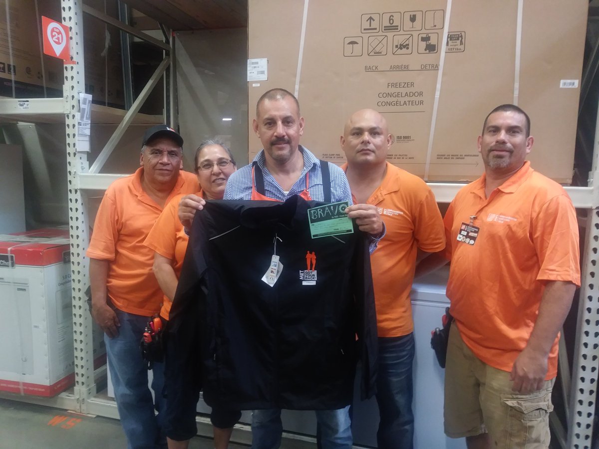 Team fuego....appreciating our partnership with Lasaro and his assistance he gives us...thanks always....