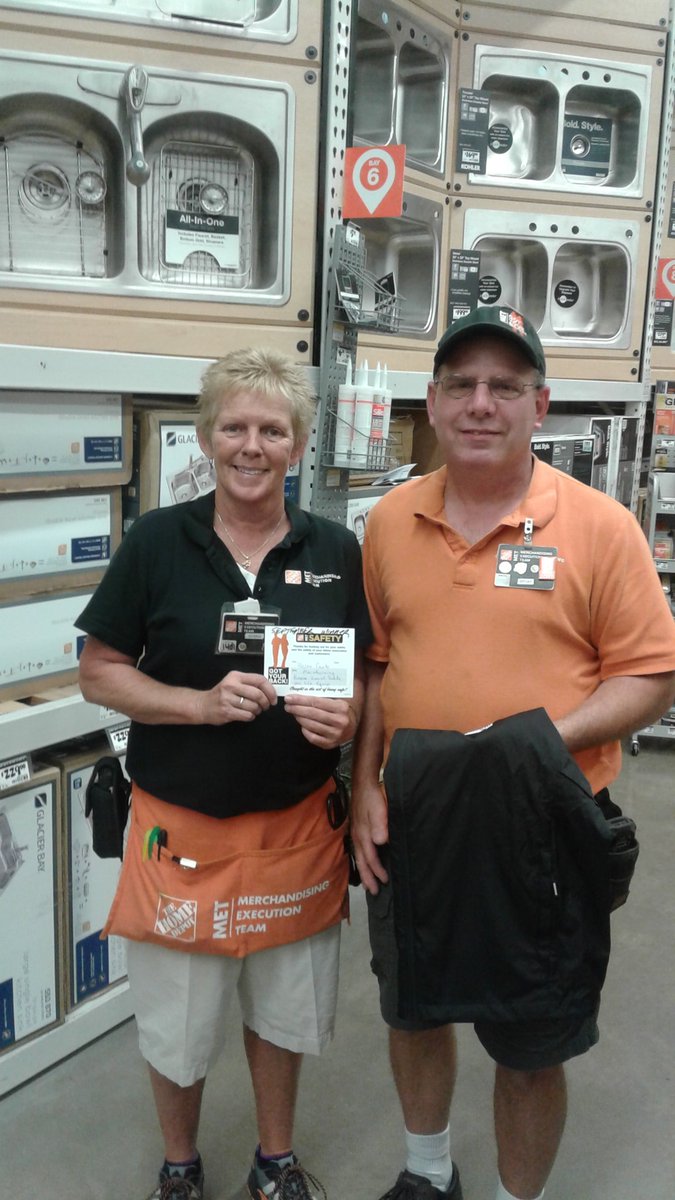 MET 3810 (@met_3810) on Twitter photo Congratulations Brian Casto for winning the September got your back drawing. Enjoy your jacket. <a href="/JHissom3810/">Jay Hissom</a> <a href="/collinshd/">mikecollins</a> <a href="/SilviuHD/">Silviu Sandru</a> <a href="/thewarehouse/">thewarehouse</a> Congratulations Brian Casto for winning the September got your back drawing. Enjoy your jacket. <a href="/JHissom3810/">Jay Hissom</a> <a href="/collinshd/">mikecollins</a> <a href="/SilviuHD/">Silviu Sandru</a> <a href="/thewarehouse/">thewarehouse</a>