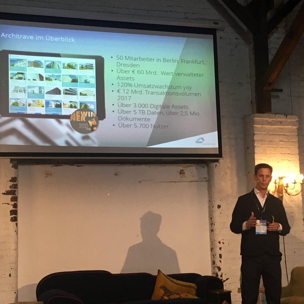 Konii_de's tweet image. Maurice of @Architrave_GmbH says: the #realestate industry is still thinking in PDF and Excel files. #PropTechBLN #digitalisation