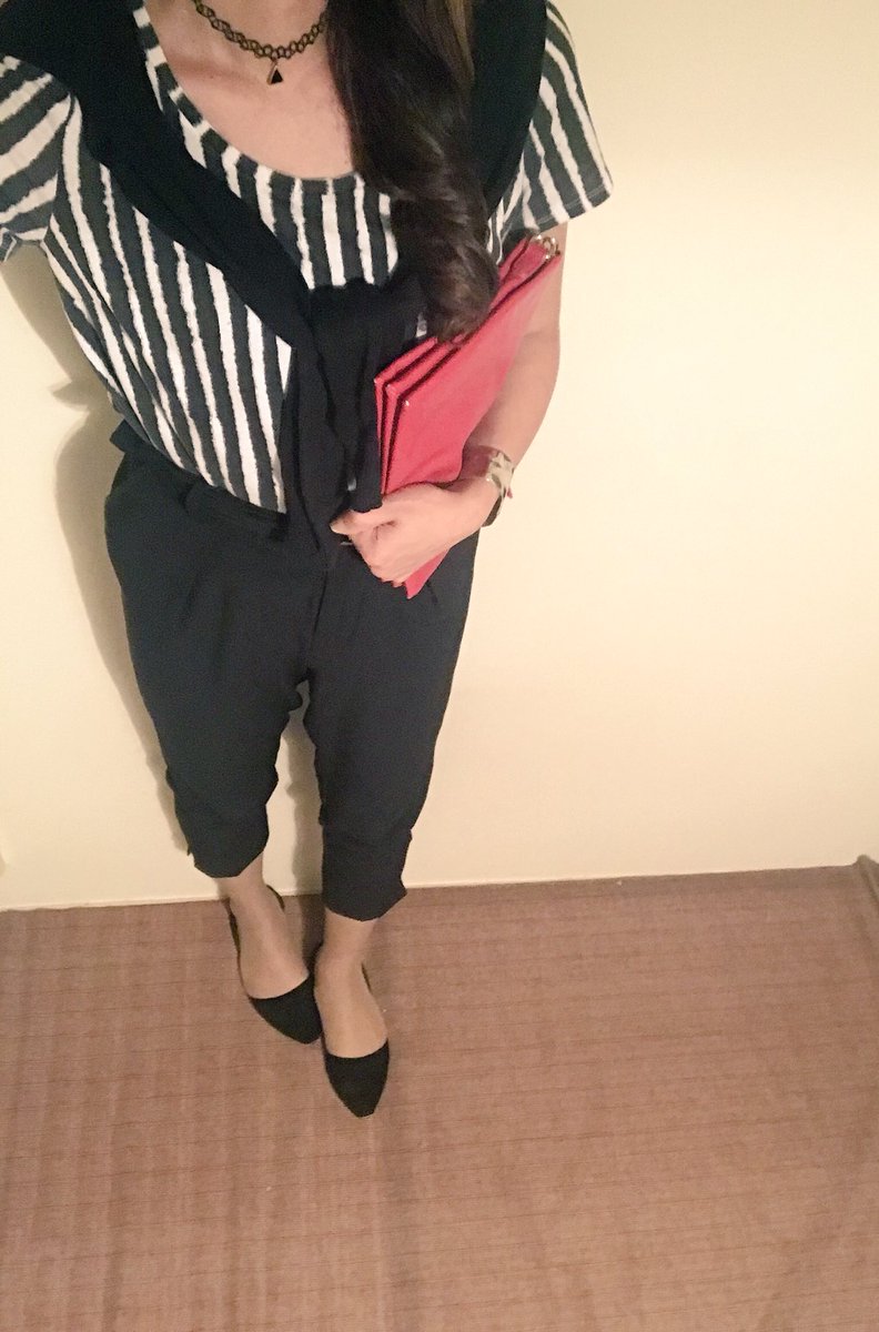 ruiotome's tweet photo. Chic monotone style☀︎
カッコイイお姉さんコーデ。
#ファッション #オシャレ #お姉さん
#着回し #白黒 #コーディネート #クラッチバッグ 
#fashion #fashionstyle #fashionista 
#style #styleoftheday #styleblog #ootd #ootdfashion #outfitoftheday #outfit #simpleisbest #RT #cool #stripe https://t.co/YTiijH8Vgj