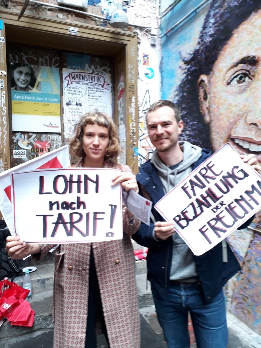 Verständnis von Passant*innen für unseren Streik und Unterstützung unseres Anliegens: Wir fordern einen guten Tarifvertrag für das #AnneFrankZentrum ! #afztarif