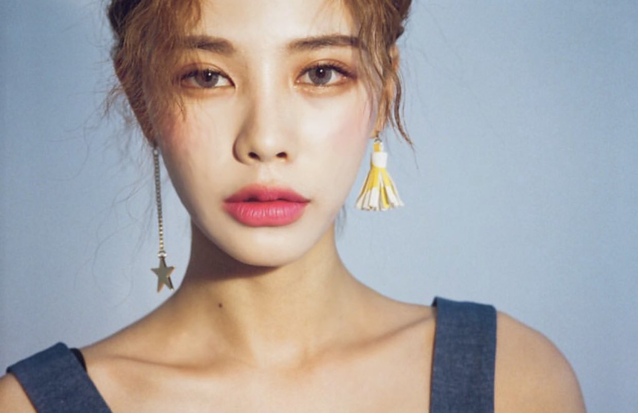 のあべいび 𝓝𝓸𝓪𝓱𝓑𝓪𝓫𝔂 على تويتر このモデルさんの顔好きっ ただ美しいだけじゃなく個性があるお洒落顔 何してても絵になる顔 T Co 2nicwkyg4v تويتر