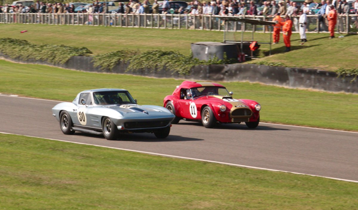 Head to head on the Lavant Straight. #GoodwoodRevival