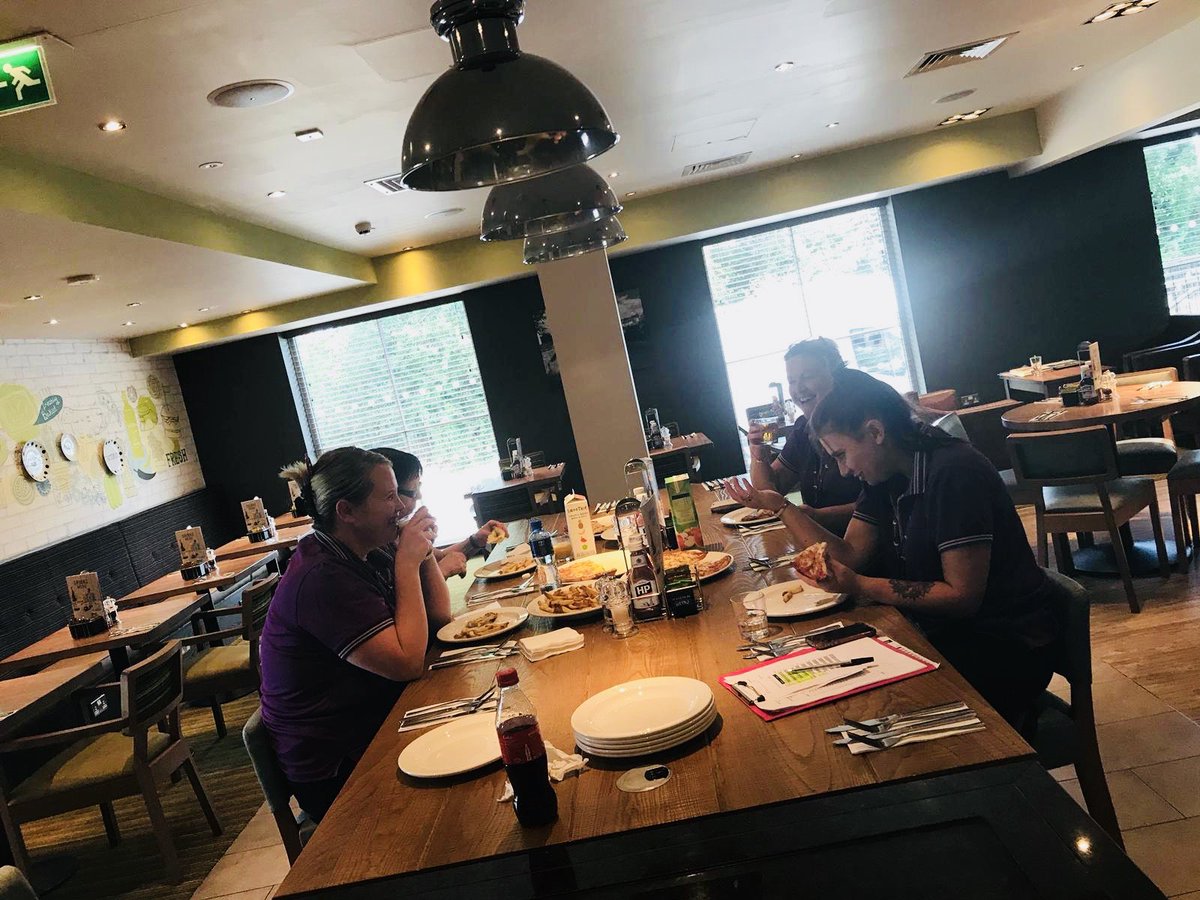 Pizza Break 🍕#housekeepingappreciationweek <a href="/Lisalawson1Lisa/">Lisa Lawson</a>