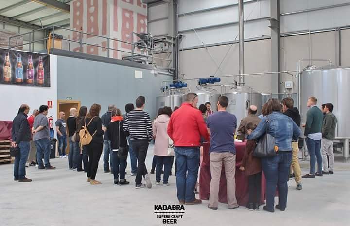 💬Visita NUESTRA FABRICA <a href="/Kadabra_beer/">KADABRA Beer</a> en #Villadangos.!! Sábado 15.09 de 11.30h a 13.30h. Visita fabrica de cerveza + cata por 8€. Que bien lo vamos a pasar..!!! 
Contacta con nosotros: 
📞987 10 00 07 
📩e-mail: info@laestrelladelnorte.es #leonesp #cervezaartesana #beer