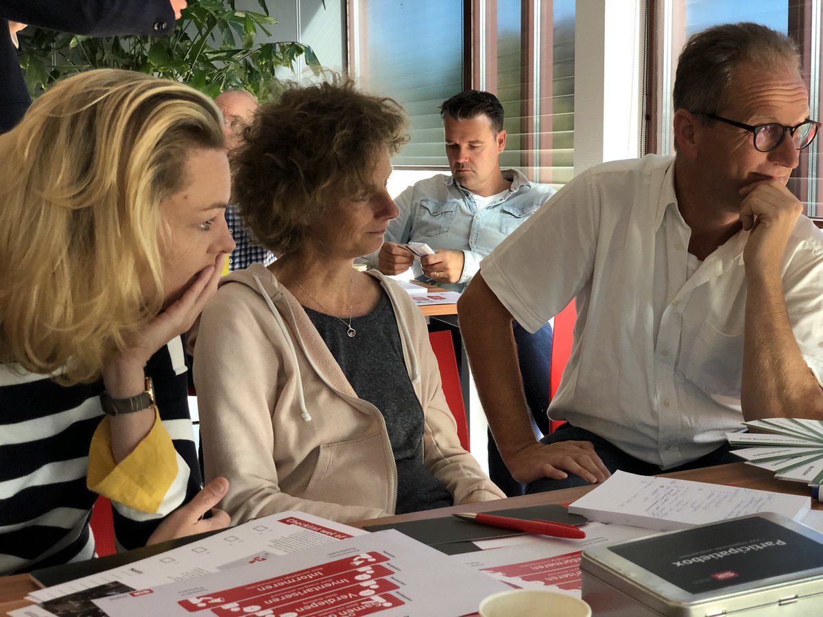 mschenning's tweet photo. Aan de slag met @Circulus_Berkel en participatievraagstukken op het vlak van afval en openbare ruimte. Meer weten over ons aanbod? https://t.co/FhH0wgSBhp. https://t.co/2RPBf8JMTu
