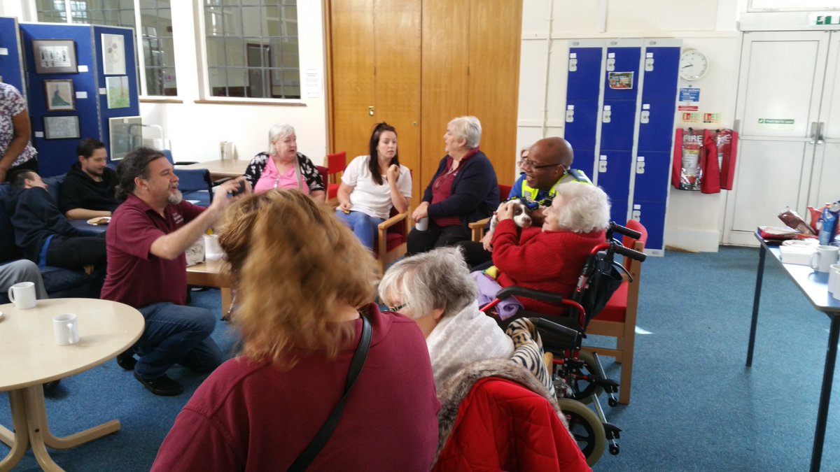 BillesleyWMP's tweet image. Another great community ward cafe at the #Yardleywoodlibrary today. many thanks to the library, #pddelph, @martin_cadd .#communityengagement, #wmnow, #activecitizen. Lots of funding forms passed out with some great ideas for the community. @InspMurrinWMP