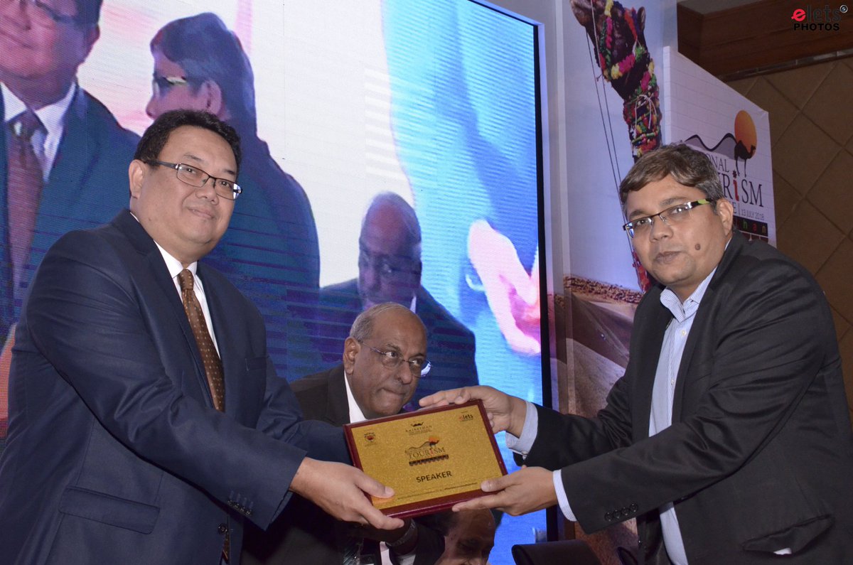 egovonline's tweet photo. H.E. Dato’ Hidayat Abdul Hamid, High Commissioner of Malaysia at #eletsTourism
@my_rajasthan @VasundharaBJP @TourismMalaysia 
See more pics: https://t.co/xd2J2KzTHU
Watch more: https://t.co/60Sk1HnhSH https://t.co/H2CmC8WZSy