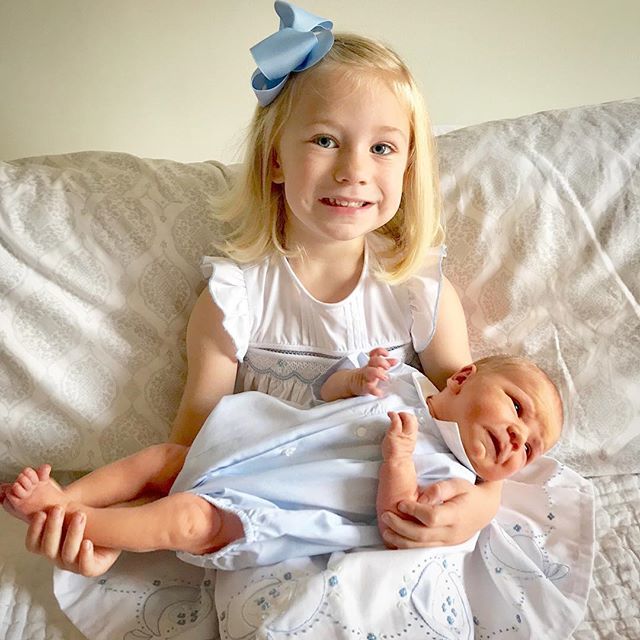 MHuebs's tweet photo. Brother & Sister. Heart so full!!! #ellisonelizabeth #jacksonchuebner https://t.co/ph2PPeV8g2 https://t.co/BXc7z5FPE0