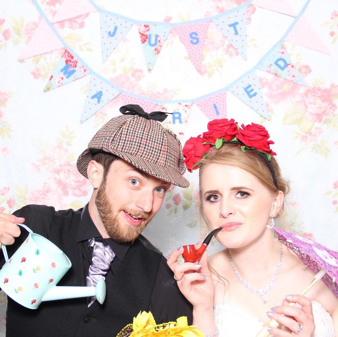 It’s #BygoneKiss time for the lovely Emily &amp; Matt!!! 💋💋💋
Congratulations guys <a href="/DunglassEstate/">Dunglass Estate</a>!! #Bygone
•
•
•
•
•
#photobooth #wedding #justmarried #newlyweds #bride #groom #kiss #bridal #glasgow