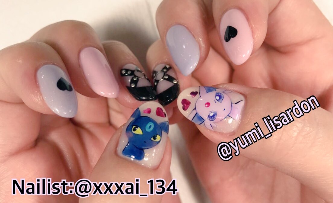 ゆみち ハロウィンネイルよりも気分的に ラベンダーがやりたかったので エフィブラにしました ポケモンネイル