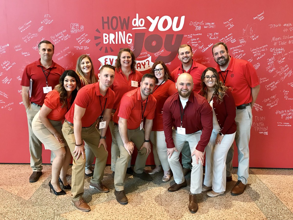 Philly is ready to dominate day 2! #D462 #G493 #FNM2018 #HolidayDomination