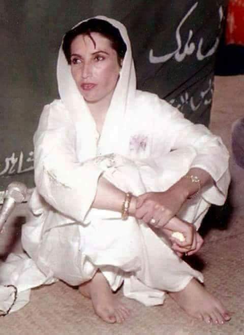 mersadambalhro1's tweet image. بہت یاد آتی ھے تیرے جانے کے بعد.
#SMBB
Marvi #Malir G Benazir.
Red #Slute To #Sindh Rani.😢
@BBhuttoZardari @BakhtawarBZ @AseefaBZ @AAliZardari @FaryalTalpurPk @MediaCellPPP @MPAFayaz_PS84 @JavedNLaghari @sariyarana @MasroorARajper @ShoaibMirzaa @RabNBaloch @AqrabaFatima