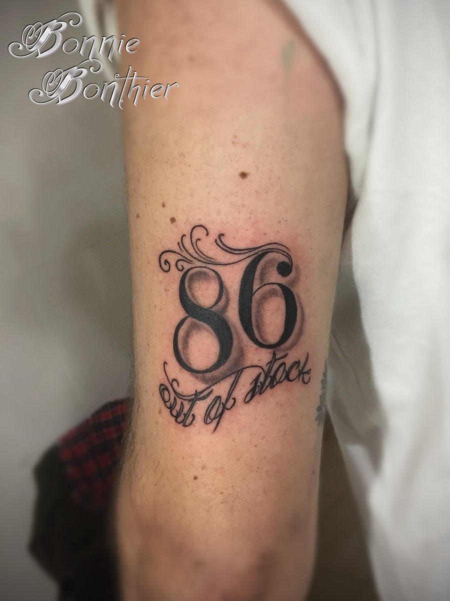 WonitazBonnie's tweet photo. Cucharilla de Coctelería 🍹🥄🍸 y “86 out of stock“ para @axelgonzalez1717 😊
💥 Gastronomía en la sangre 💪
#bonniebonthiertattoostudio #cucharacocktail #cocktailspoon #86 #bartender #bartendertattoo #ink #gastronomia #gastronomictattoo #guyswithtattoos #inkedguys #tattoo https://t.co/NCkYMAnSxa
