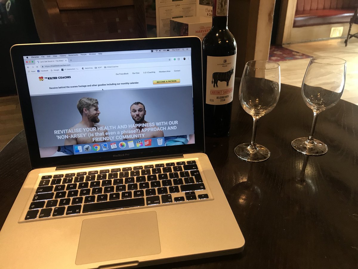 kiltedcoaches's tweet image. It’s an ‘office day’ today #officeday #wine #makeworkfun