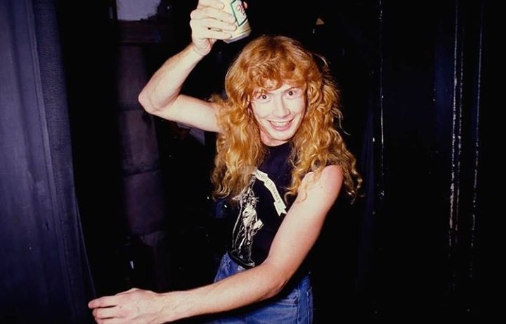 Happy birthday to the one and only Dave Mustaine!! Ily 