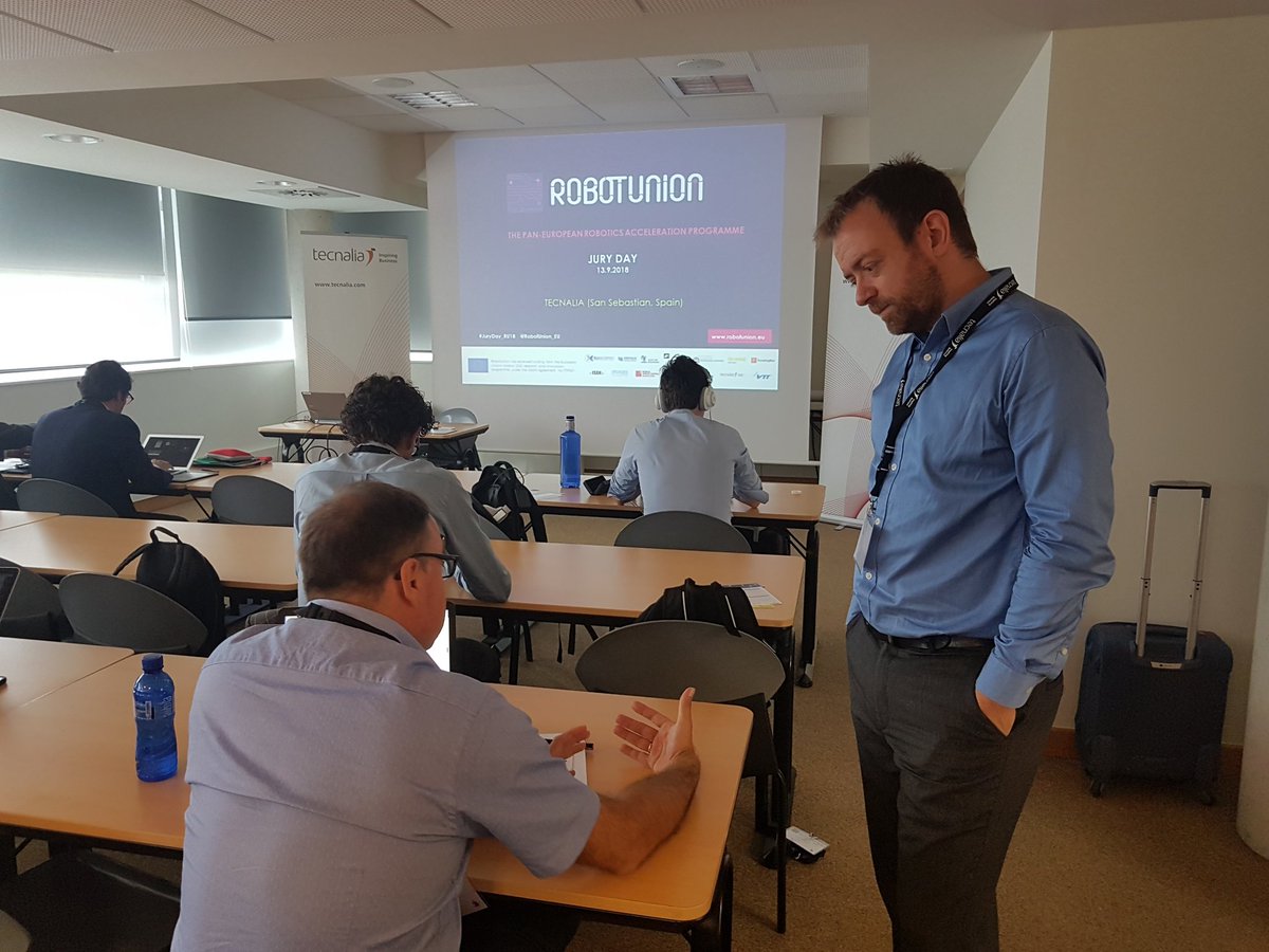 RobotUnion_EU's tweet image. Startups and SMEs getting ready! #Jury_DayRU18