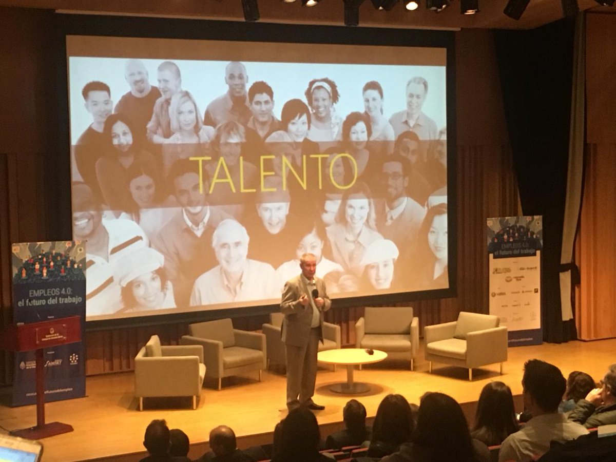 RYACO_SA's tweet photo. RYACO presente en el Evento #elfuturodeltrabajo organizado por @CessiArgenTIna  Ahora @danylaco hablando sobre Los Empleos del Futuro. https://t.co/efJLo5Ta2W