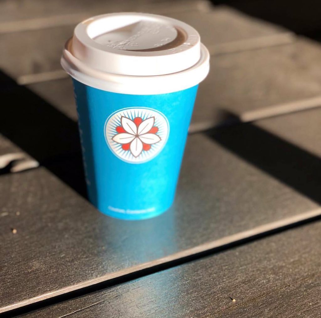 julia_doughty's tweet photo. Good morning โ๏ธ ๐ Anyone else ready for the weekend? #ThursdayThoughts #FridayEve #Workflow #WholesaleCoffee #batdorfcoffee #RoastedToOrder #CoastToCoast https://t.co/z12w2yAmnf