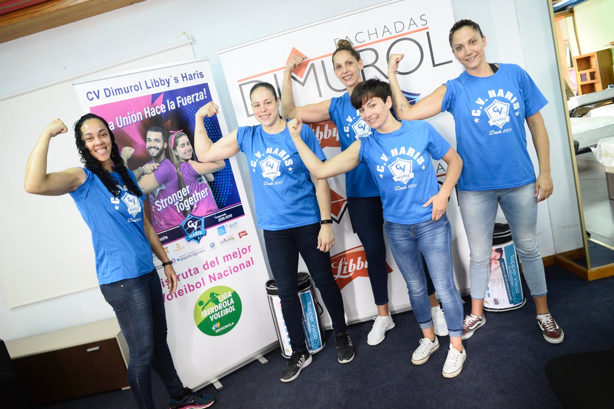 CVHaris's tweet photo. NOTA DE PRENSA✍ | 💙“La unión hace la fuerza”💪#StrongerTogether
➡El #DimurolLibbys lanza su campaña de abonos 2018-2019🏐
➕¡Toda la información ya en nuestra web!👇
https://t.co/DFpgUN4pLV https://t.co/bEXcnwWwrX