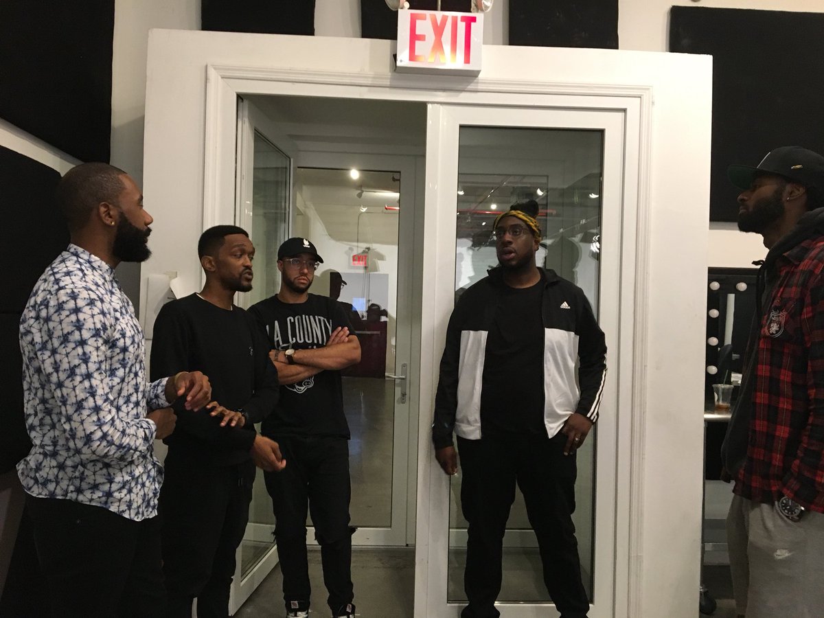 PardonMyFresh_'s tweet photo. 📸: @AndrettiPMF 

#PMF
#TheVamp
#Heistbox https://t.co/BIsMFNiAIQ