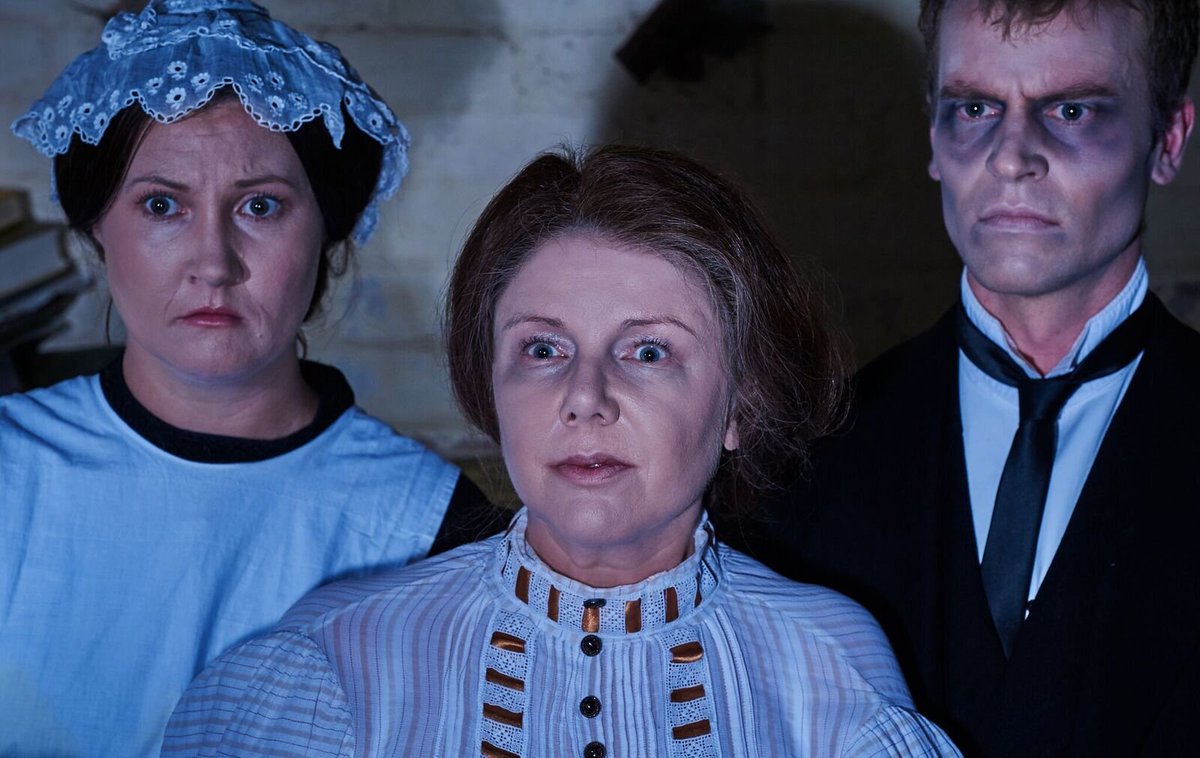 _TheGarage's tweet photo. The cast of #EdithintheDark will be chatting to @Bumfrey from 3pm today. Make sure you tune in to @BBCNorfolk  to hear all about this chilling mystery thriller. @baroquetheatre https://t.co/NTnH1BxSYC https://t.co/bdZwunBqbO