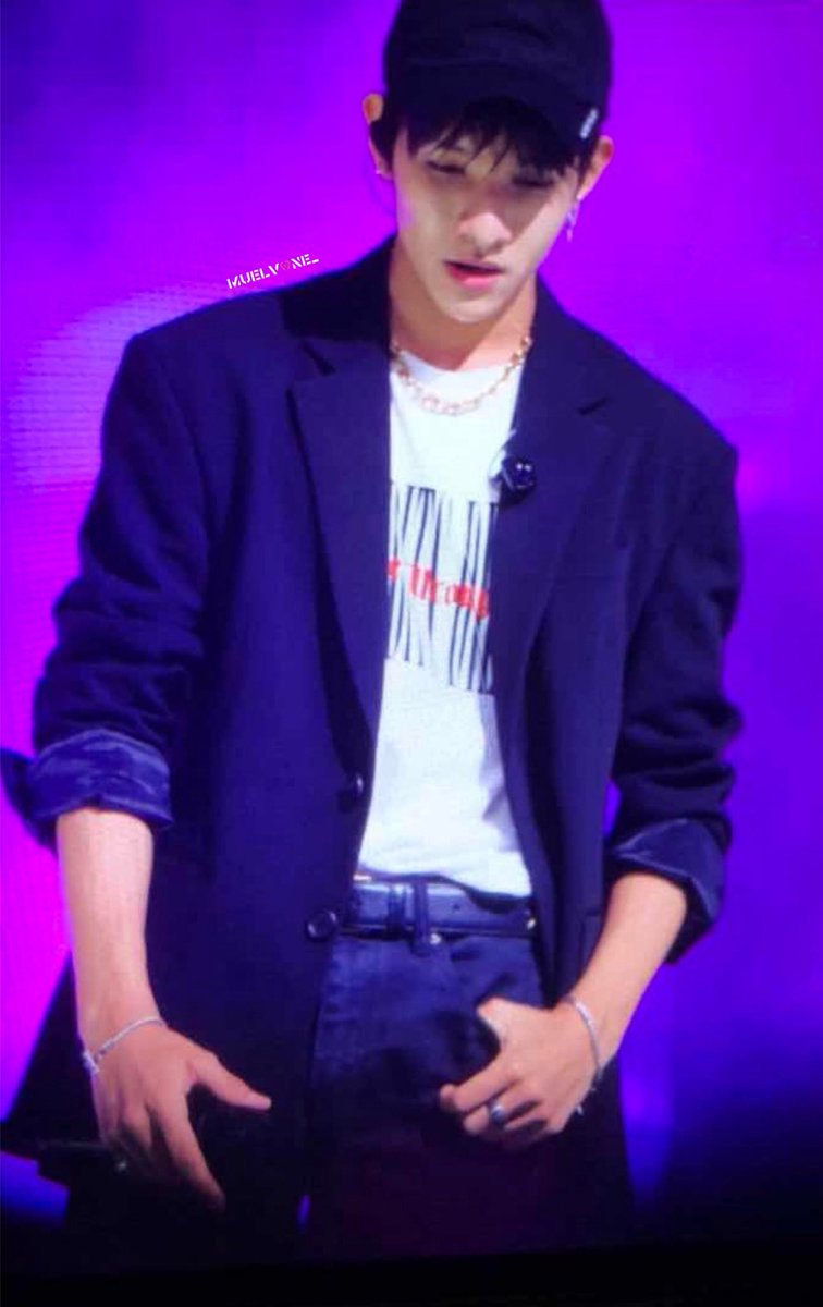 Muelvone's tweet photo. 180913 潮音战纪 决赛！
Pls vote for SAMUEL

@bravepunch0117 
#사무엘 #kimSamuel #SAMUEL #Samuel https://t.co/QpfxTFUB3G