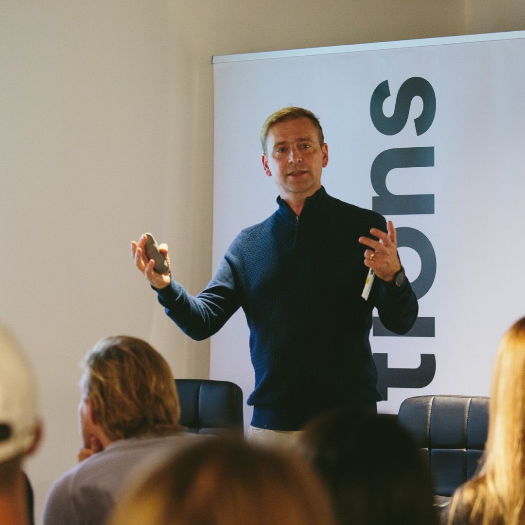 Editions_Events's tweet image. Full house for @Editions_Events last night. Thank you for sharing your thoughts + personal experiences Michael Stephens, @daveoncue + @simonharmer. Hearing how your professional journeys shaped your thinking on brand storytelling is making us reimagine our own narratives