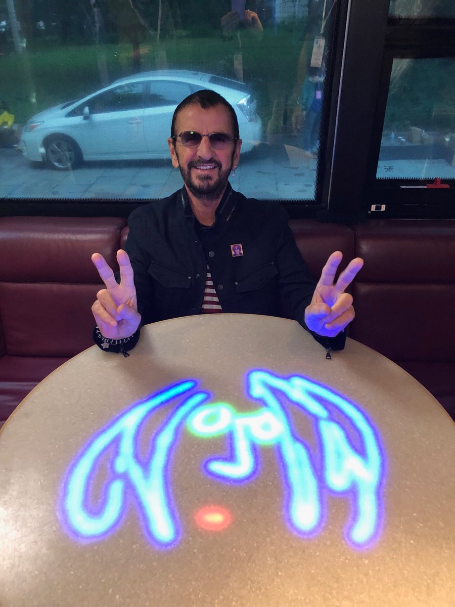 #RingoStarr (@ringostarrmusic) on Twitter photo 
