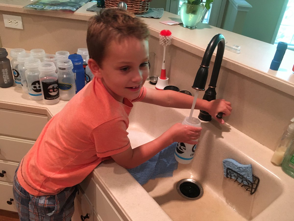 kevin_todd's tweet photo. So how do you handle pre-hurricane water shortages?
This is how we roll... @trainright; #CTScoach; #CTSathlete https://t.co/p1vXVdVzKe
