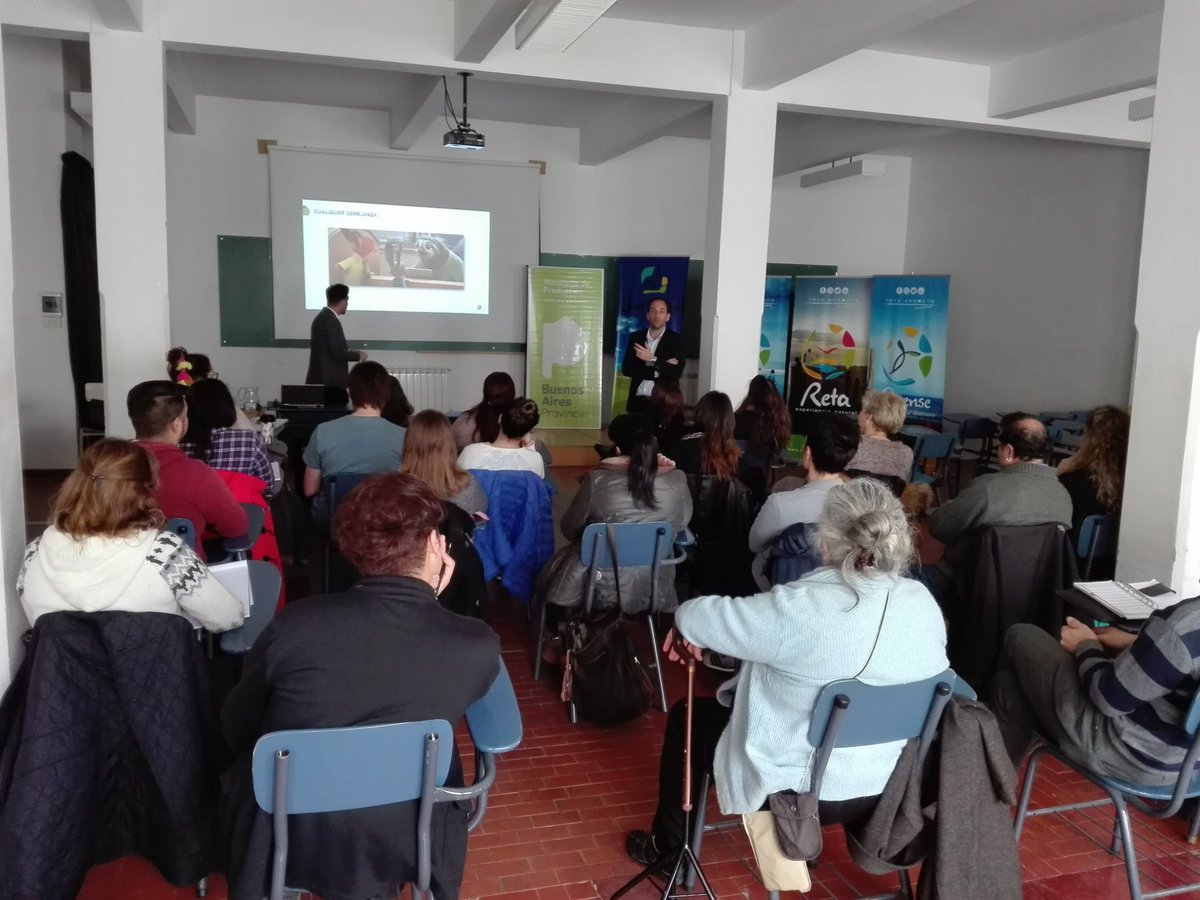 Grcs <a href="/TurismoPBA/">Buenos Aires Turismo</a>, y Julián García y Patricio Golato de <a href="/MDPBUREAU/">Mar del Plata Bureau</a> por el Taller de Atención al Cliente.
@CREStresarroyos