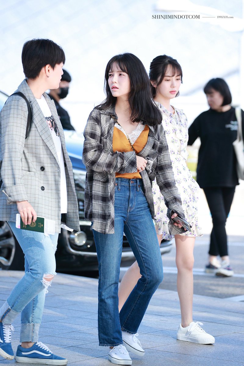 SHINJIMIN_COM's tweet photo. 180907 AOA 지민 인천공항 출국

https://t.co/YXjxH2dT6x

#AOA #지민 #신지민 #JIMIN #SHINJIMIN @Official_AOA https://t.co/XLp4hZUsJy