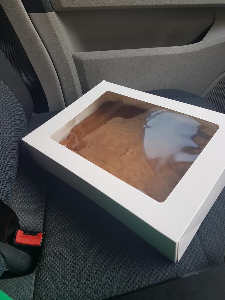 Wayhey!! <a href="/TempestBrewCo/">Tempest Brewing Co</a>  Oktoberfest coming up.. just been to pick up some <a href="/TastyBunsBakery/">Tasty Buns Bakery</a> special treats made with a <a href="/bonnie_burrito/">Bonnie Burrito</a> hot sauce moohoohaha it's gonna be an epic collab!🍻🍰🌶🍦