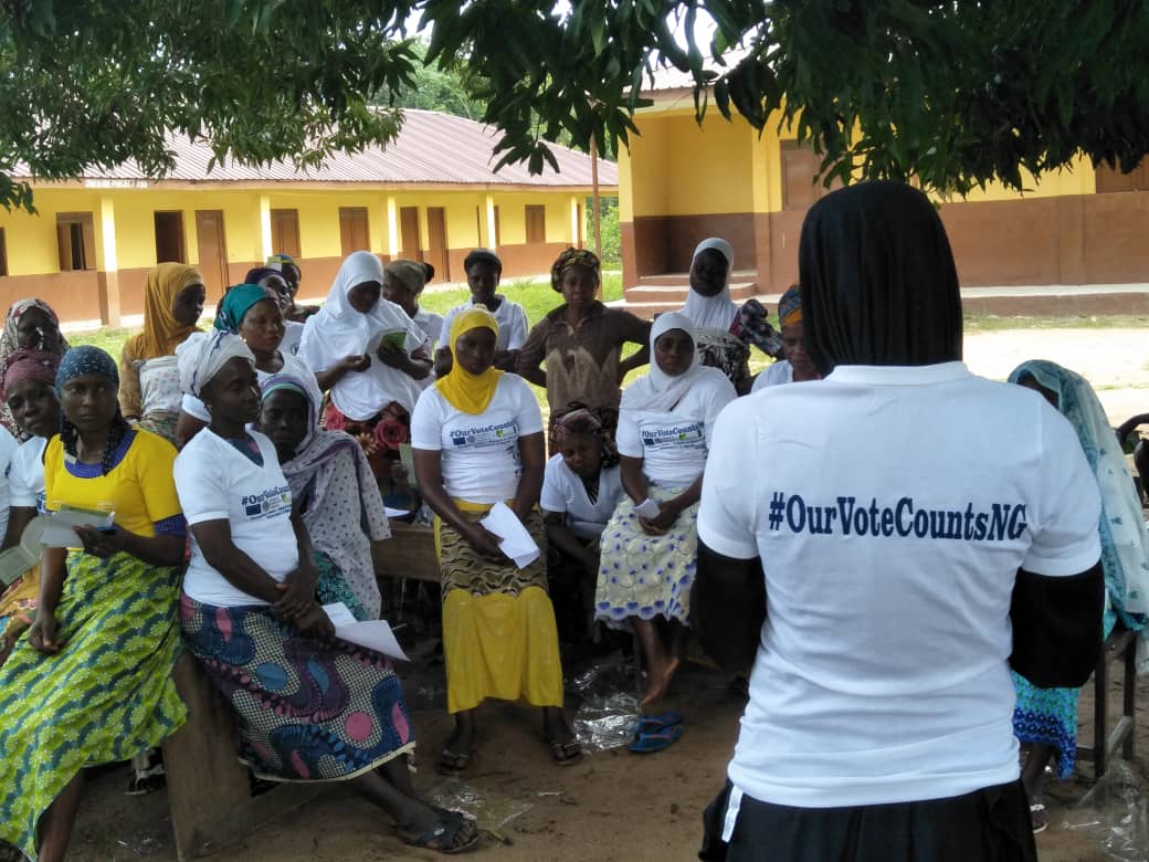 sheImpactNg's tweet photo. #OurVoteCountsNGProject: Women -to-Women Community sensitization on vote education and civic rights in Bode Osi in Olaoluwa LG HQ Osun State.
@EU_SDGN
@Osunelection
@inecnigeria
@womenfundng
@EuropeanUnion36
#OsunDecides2018 https://t.co/V1vFnAYmaB