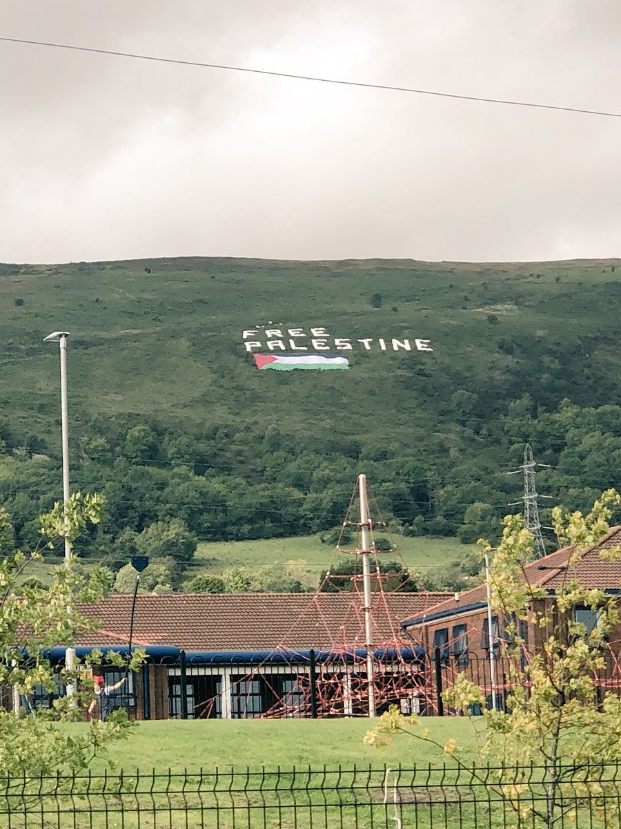 Éist le glór an tsléibhe.... The mountain speaks again. #FreePalestine #SaoirsedonPhalaistín