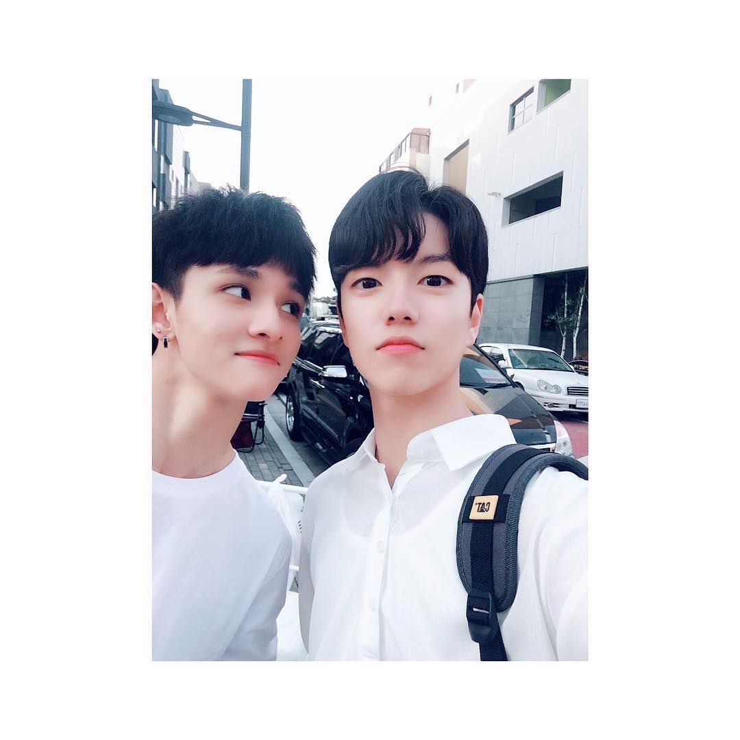 kimsamuelturkey's tweet photo. [INSTAGRAM] 180911 l_jmh_l Güncellemesi, Samuel ile 

[TR] Özlediğim kardeşim😁
#SeoRobin #SeoJaeyi #👍🏻 https://t.co/wh4vmYG77k