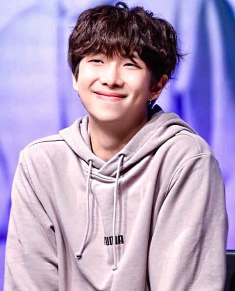 moon_killlllaaa's tweet photo. 우리는 삶의 마지막 숨을 쉬기 위해 당신을 사랑합니다. 우주에서 가장 좋은 생일. 우리는 당신을 자랑스럽게 생각합니다. 그리고 그것은 당신에게 달려 있습니다.@BTS_twt #rap_monster 💜💜✌
#happy_birthday_to_my_dear🎇🎇🎉🎊🎉🎉🎉🎊🎊🎊💋💋💋💋💋💋
#Tunisian_army💜💜💜💜💜💜💜💜💜💜 https://t.co/7uIbMwYYWy