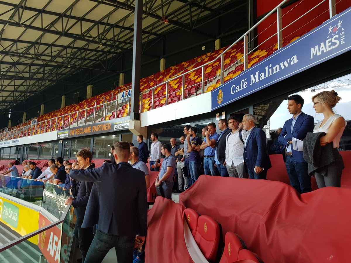 LNRofficiel's tweet photo. Suite du stadium tour, cet après-midi au AFAS Stadion à Malines qui est l’antre du @kvmechelen 🏟🇧🇪 https://t.co/kbgNpt9jnx