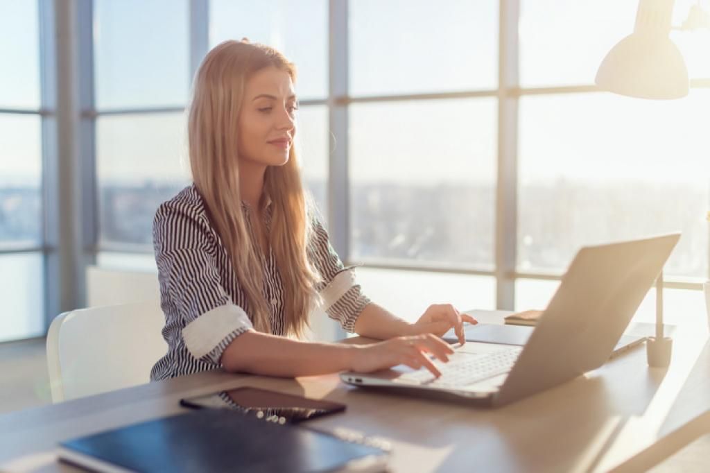 PosturedSponsor's tweet photo. 7 Elements of a Best-Selling #Resume by @MaliaKeirsey https://t.co/zKwvQde64a on @Social_Hire #JobSearch https://t.co/vZhKcwgTzT