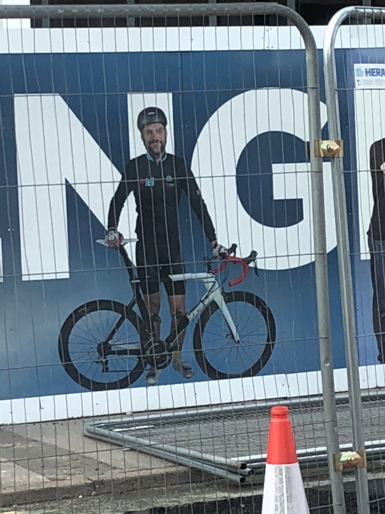 Are you now some sort of @UCLan ambassador <a href="/robhayles1/">Rob Hayles</a> ?!

Personally I cannot think of a better role model - despite all those spacers beneath your stem!